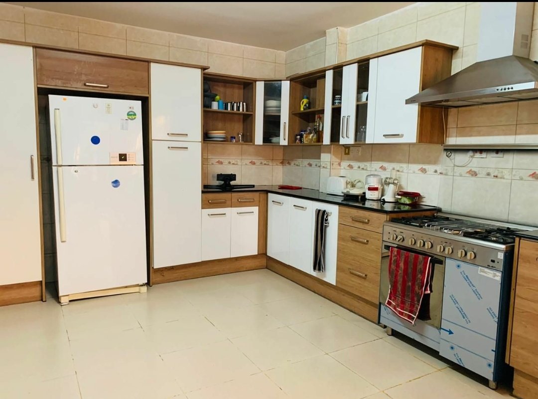 4 bedroom apartment accommodating 6 people maxLocation: Kileleshwa, Nairobi Amenities: wifi/parking/hot shower/fully equiped kitchenPrice: 13,500 per night