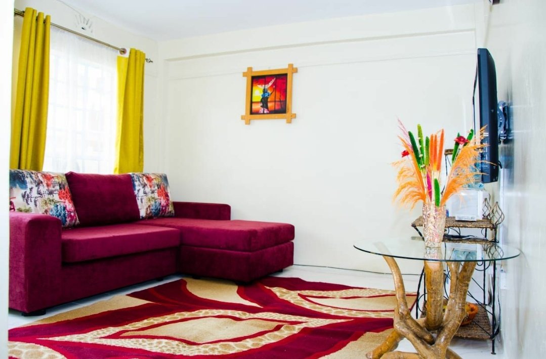 "Maroon house" fully furnished 1 bedroom apartmentHosts 2 peopleLocation: Nanyuki, Kenya Amenities: wifi/secure parking space/hot shower/fully equiped kitchen Price: 3,500 per night