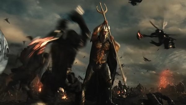 DoomDrDoom616's tweet photo. @elKarioto @GonzalezJoseM3 @FaradayJoshua Cómo puedes decir eso cuando las peores las ha dirigido él. Zack literalmente jodió la pelicula más esperada del 2016 y por poco entierra el DCEU.

Y las pelis donde es productor ejecutivo, tienen contradicciones en diseños y personalidades con su visión estupida y oscura de DC. https://t.co/6sbpPquj5d