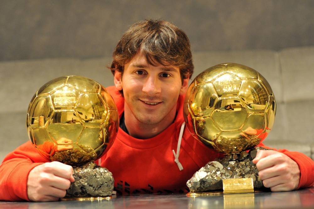 VicTropChaud's tweet photo. @ActuFoot_ Messi et Ronaldo à 22 ans.. https://t.co/uBrRNTjLdO