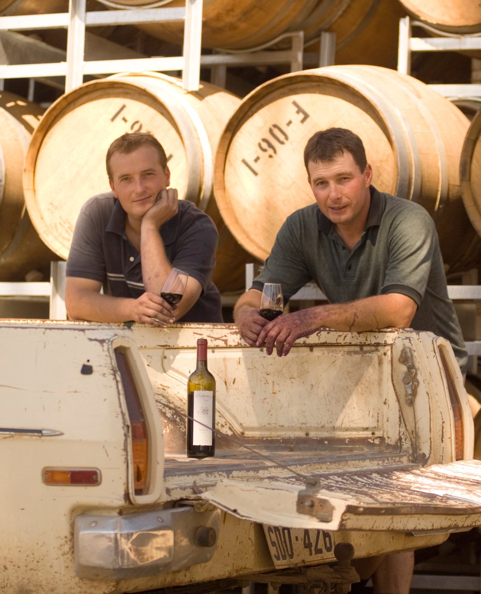 HAPPY GLOBAL DRINK WINE DAY! 🍷⁠
⁠
It's finally time to open that bottle of wine you been eager to crack open! ⁠You now have the perfect excuse to do so! 😉

#globaldrinkwineday #18february2021 #kalleskewines #troyandtonykallekse2009 #throwbackthursday #greenockshiraz ⁠
⁠