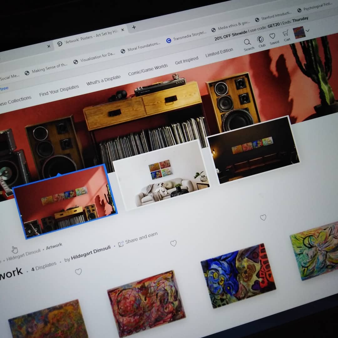 This is how YOUR living room also could look like!!!
Buy now!!! 
displate.com/hildegart/coll…

#art #livingroom #interiordesign #buy #contemporaryart <a href="/Displate/">Displate</a>