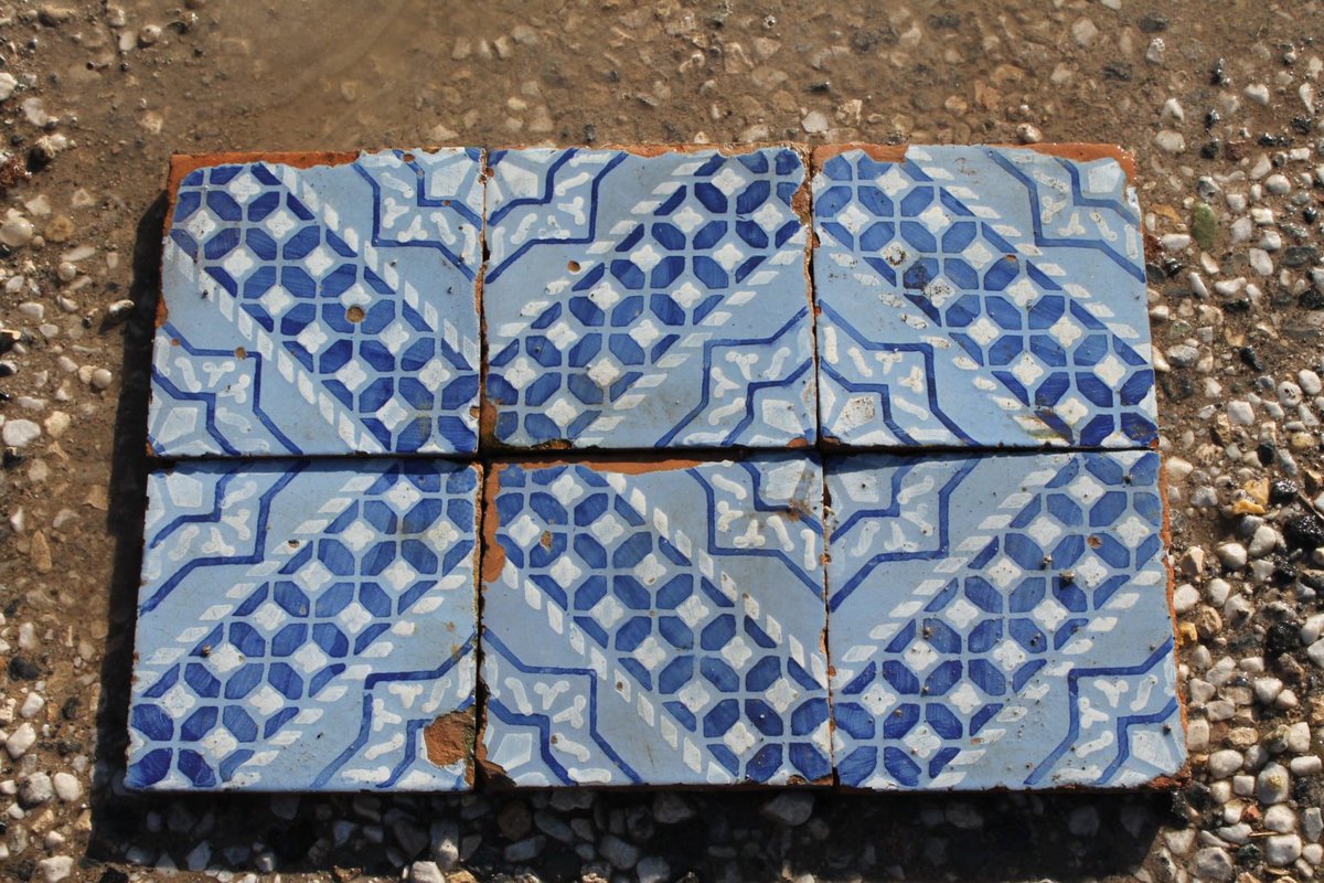RecuperandoAnd's tweet photo. Antiche maioliche blu!!
#maioliche #sicilia #handmade #madeinitaly #sicily #interiordesign #homedecor #siciliabedda #ceramic #caltagirone #pottery #handpainted #homedesign #testedimoro #sicilianceramics #moorishhead #sicilymood #italianceramic #designlife #sicilystyle https://t.co/GQ0mXtb3jN