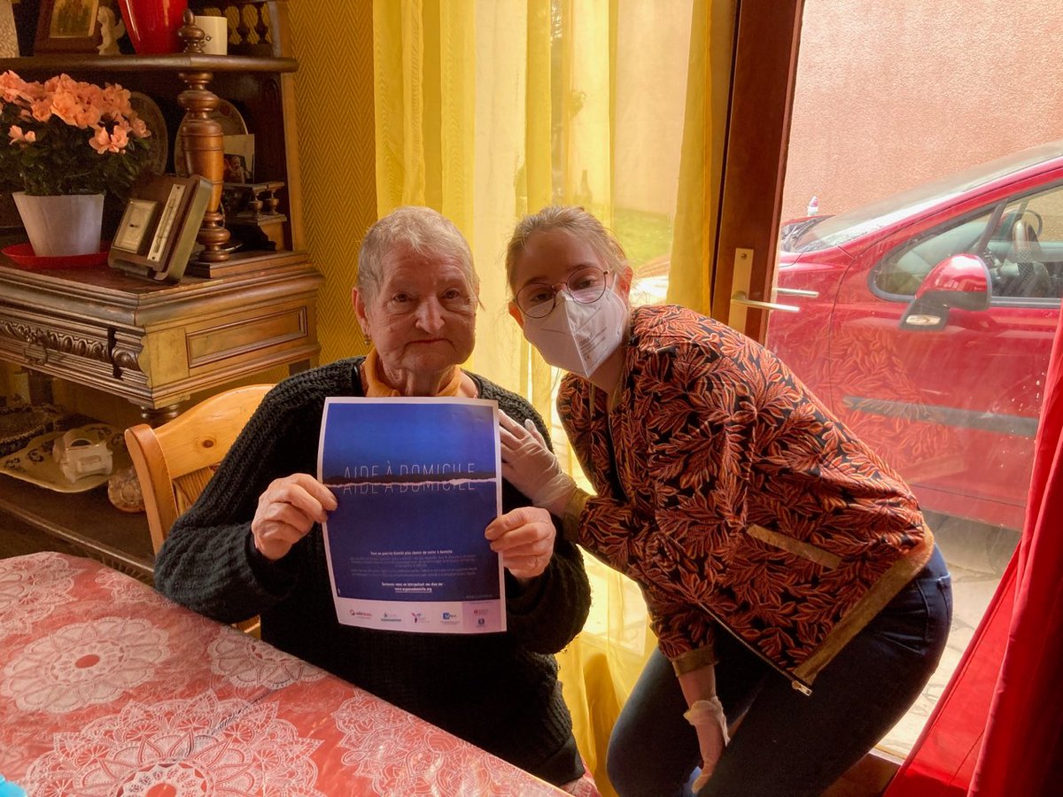 #domicileendanger
Soutien des bénéficiaires 
' un jour - un soutien' 
<a href="/CECHSTCLAVAD/">CSE LA VIE A DOMICILE</a> <a href="/EmmanuelMacron/">Emmanuel Macron</a> <a href="/BrigBourguignon/">Brigitte Bourguignon</a> <a href="/V_Hammerer/">Véronique HAMMERER</a> <a href="/CNSA_actu/">CNSA</a> <a href="/gironde/">Gironde</a> <a href="/FedeAdedom/">Adédom</a> <a href="/ADepartementsF/">Départements de France</a> @UNAdomicile