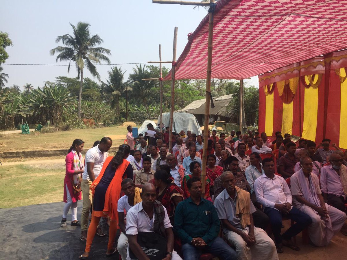 . <a href="/krishitantra/">Krishitantra</a>  और <a href="/GaonConnection/">GaonConnection</a> के साझा अभियान के तहत, आज उड़िसा राज्य मे पुरि ज़िले के निमापाड़ा ब्लाक मे किसानों के बीच मिट्टी की जाँच के प्रति एक जागरूकता कार्यक्रम का आयोजन किया गया जिसमे उच्छूपुर गाँव के लगभग 100 किसान मौजूद रहे तथा कृषि तंत्र से नईम पाशा मौजूद रहे।👏👏