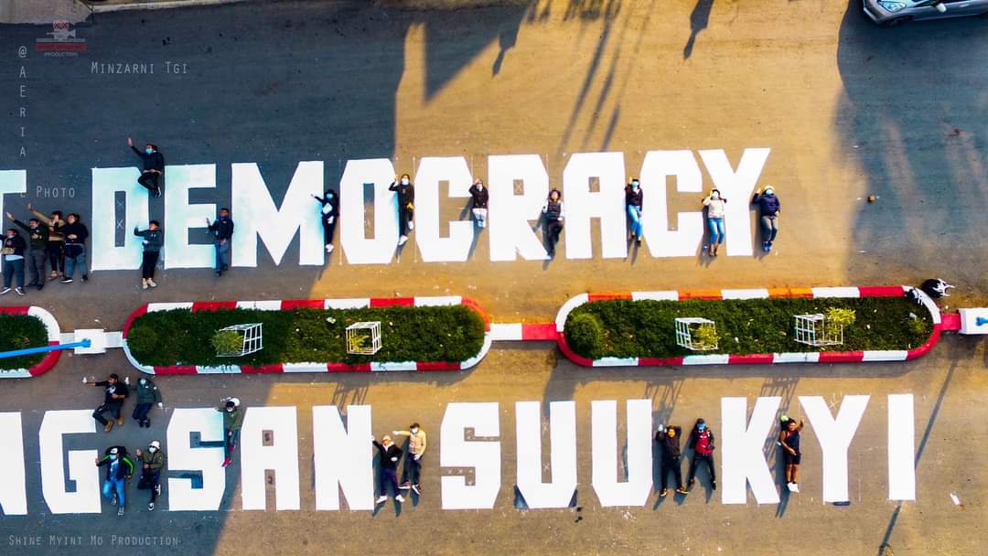 HsuShoonLai38's tweet photo. TAUNGGYI ❤❤
အရေးတော်ပုံအောင်ရမည် ✊✊✊💪💪💪🇲🇲🇲🇲🇲🇲🇲🇲
#WeWantDemocracy
#WeWantOurLeaderBack
#RejectMilitaryCoup
#SaveOurChildren
#CivilDisobedienceMyanmarChallenge
မနက်အစောထ တက်ညီလက်ညီကြိုးစားထားကြသည် https://t.co/gNC1JRfMNp
