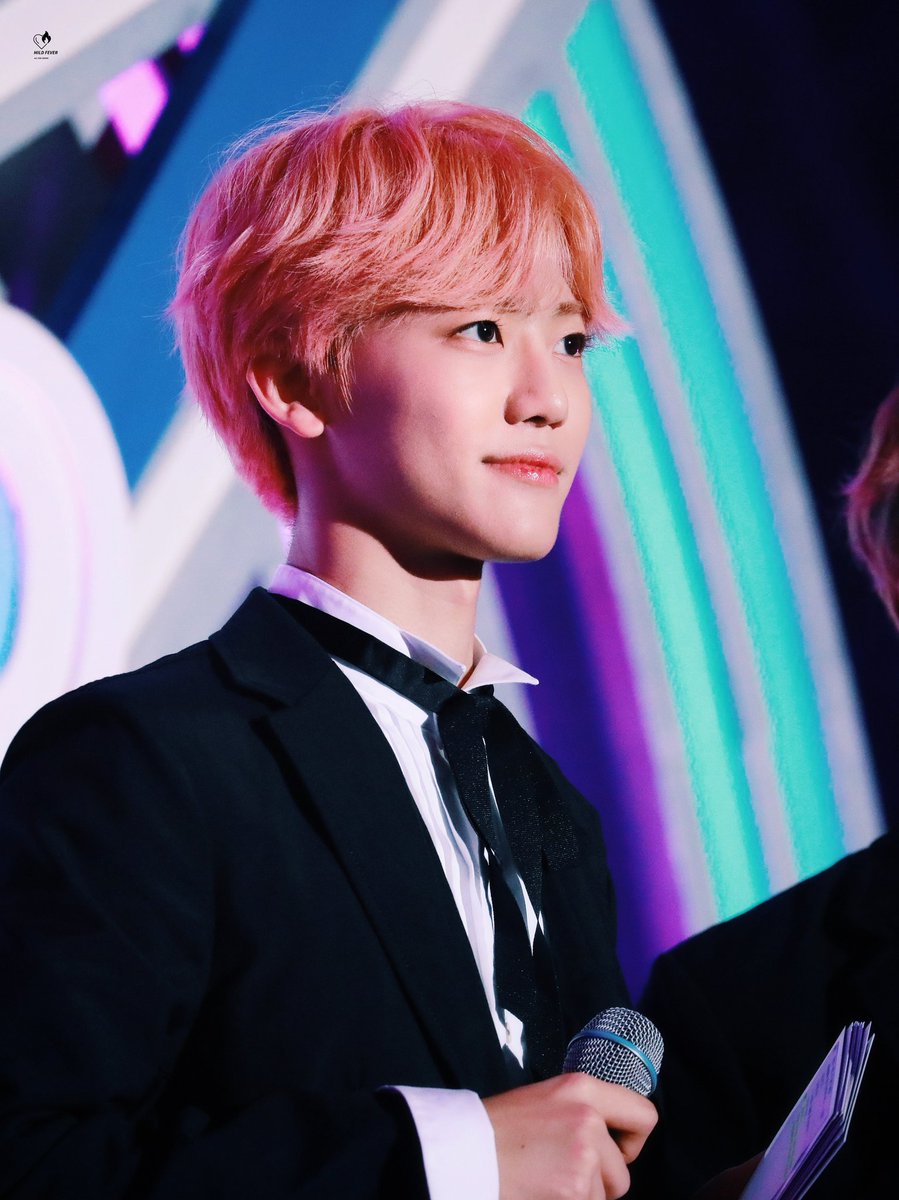 mildfever_jm's tweet photo. 180902 Sky Festival

#NCT #NCTDREAM #재민 #JAEMIN https://t.co/A9qQKW7F0j