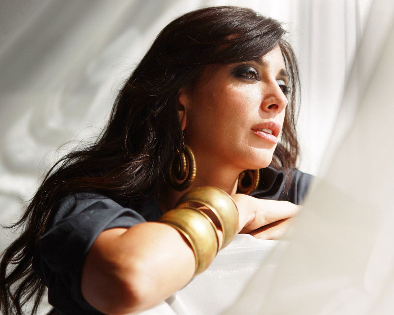 Happy birthday to the terrific Lebanese actress and director Nadine Labaki 