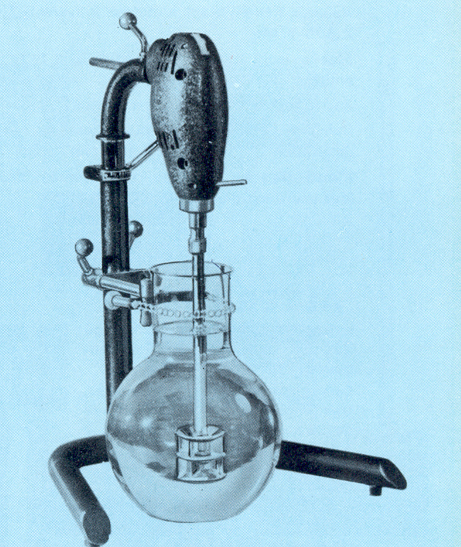 VMI_Mixing's tweet image. [#ThrowbackThursday]⏪We introduce you to the forerunner of the #Turbotest® bench-top #mixer, designed by Rayneri company 60 years ago! 
Rayneri merged with VMI in 1989. Today the Turbotest® is in half of the French laboratories. More about our lab mixers: mylabmixer.com/en/