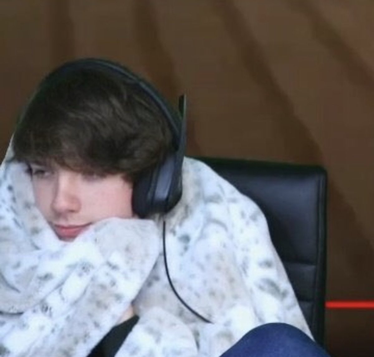 karl in a blanket ; a needed