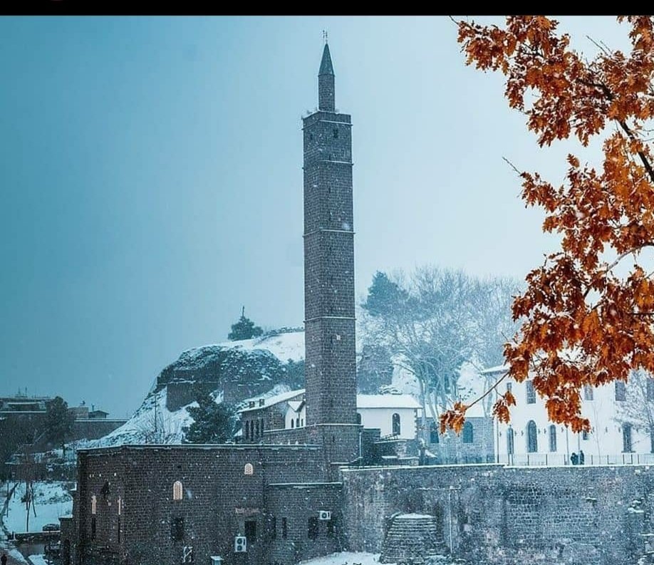 Kar ancak bu kadar güzel yakışır bir kentte, Diyarbekir.