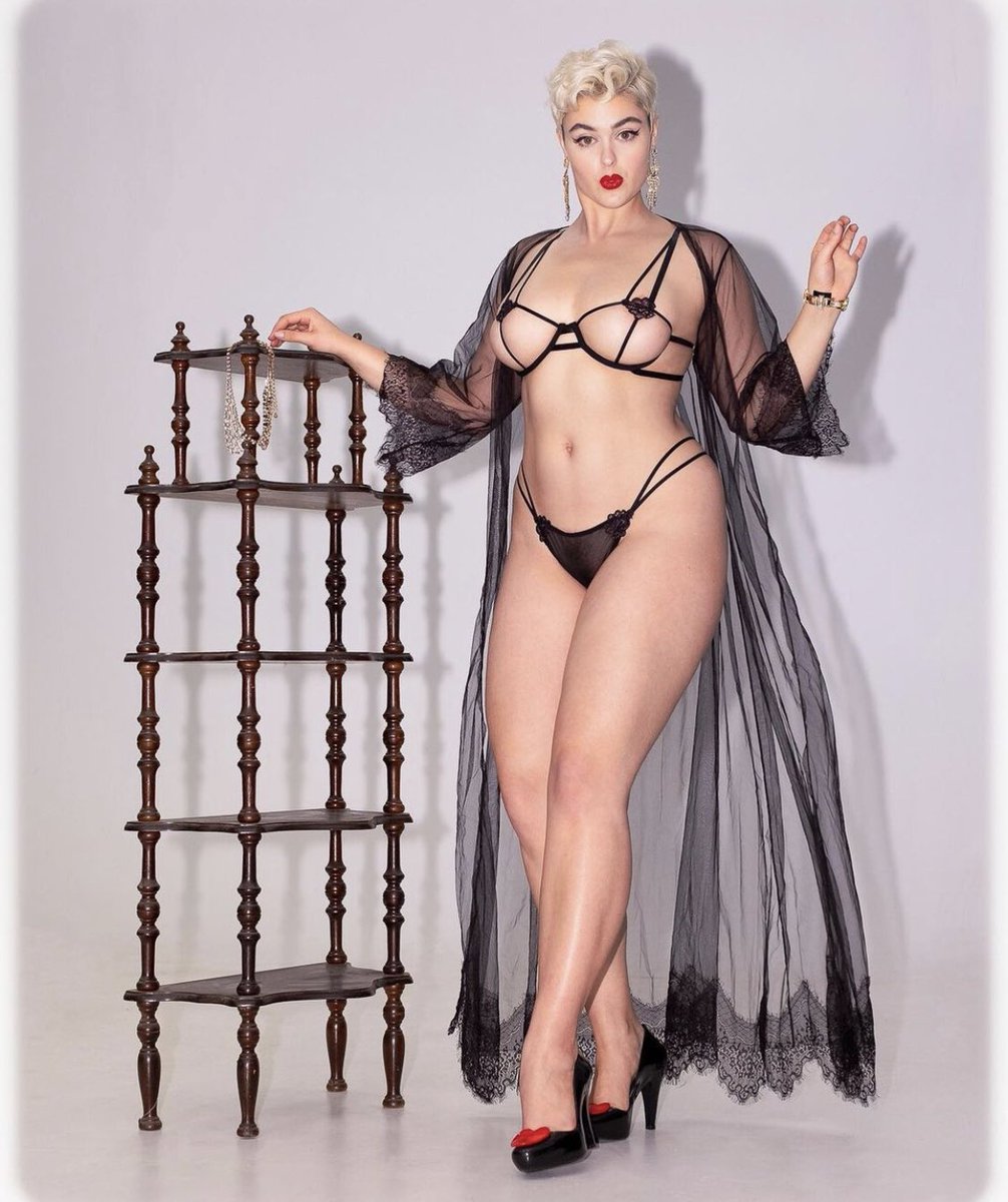 Why ийм гоё халуухан юм бэ ? 