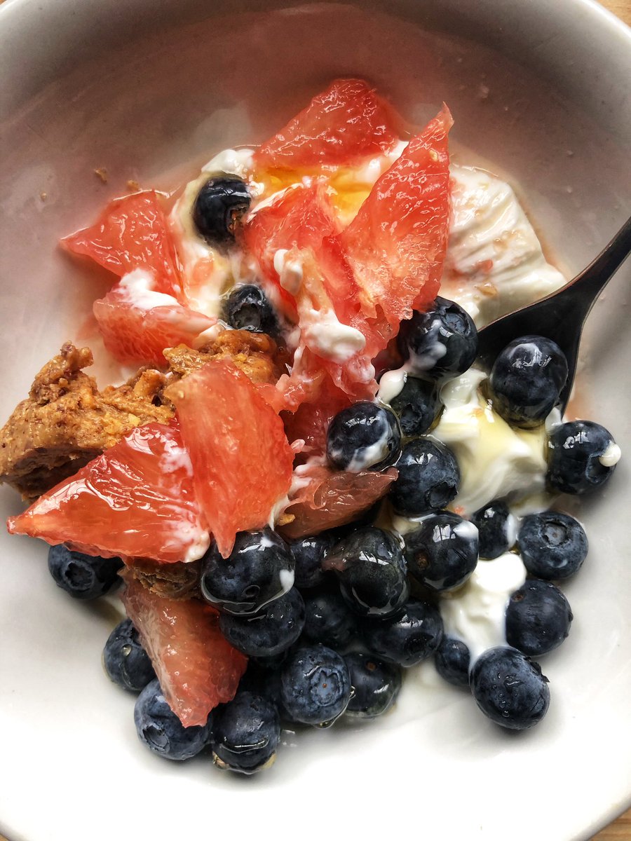 Food4lovers's tweet image. A little healthy breakfast option

#BreakfastChallenge #Day2