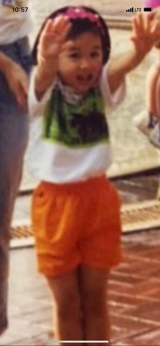 minascookie's tweet photo. nooo baby nayeon i will cry https://t.co/MnvM7ujE0a
