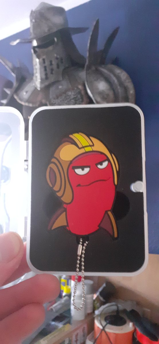 Omg ich freu mich so riesig über den Stick of truth😍 besten dank <a href="/TheRocketBeans/">Rocket Beans TV</a> ! Und besonderer Dank an <a href="/Bimon/">MON</a> der wohl extrem viel Zeit mit dem Bestücken des Sticks verbracht hat, munkelt man :D ❤
#rbtv #EinAbendmitBohnen