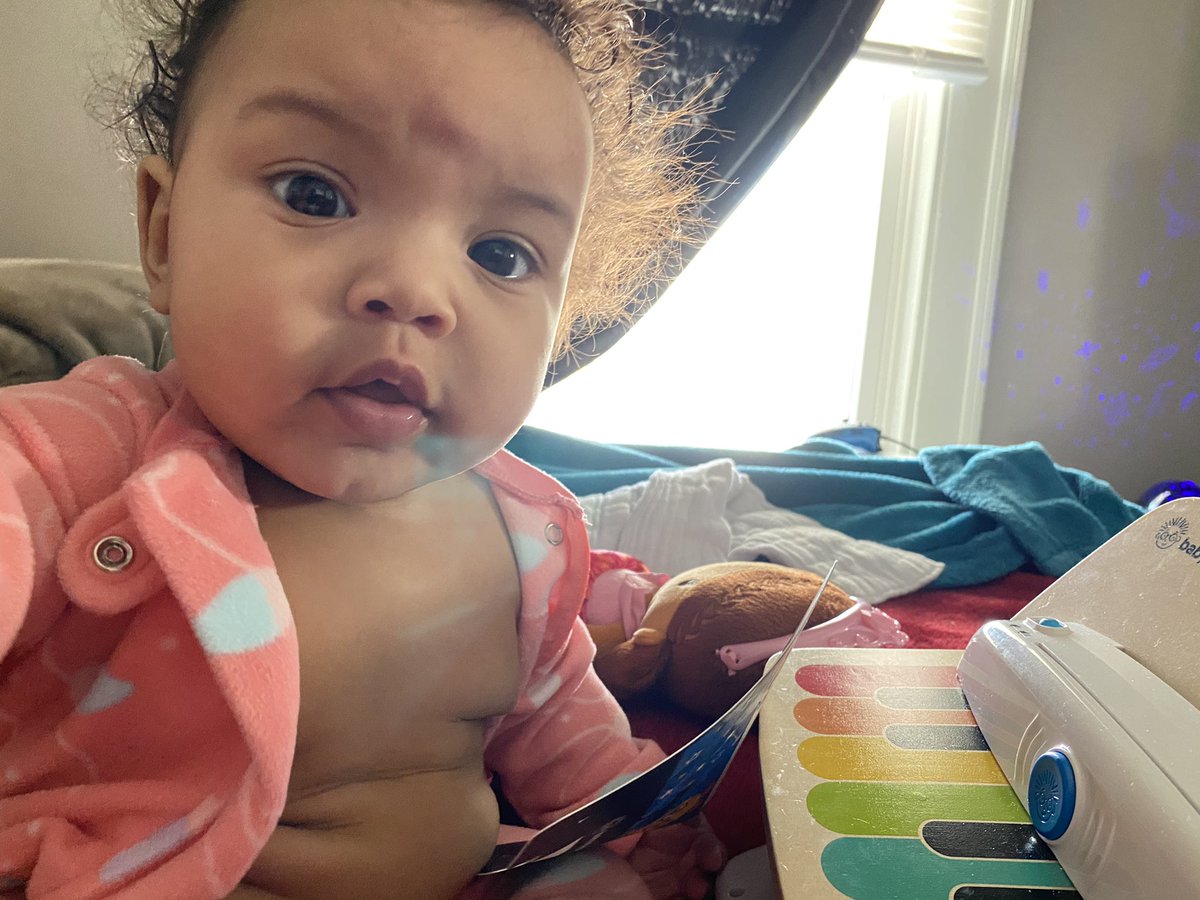 TaeDripps's tweet photo. Nobody:
Baby: I wah ya fone https://t.co/Z2gwfInDSw