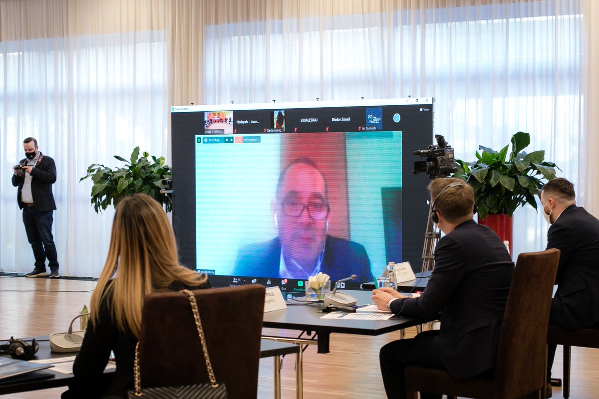 Luarasi's tweet photo. Today we launched the National Helpline on Violent Extremism ☎️08004545 in order to help people that feel unclear, uninformed or endangered by #violentextremism With the support from @USEmbassyTirana, @Hedayah_CVE funded from @EUinAlbania, @PuneteBrendshme @CenterCve https://t.co/DgLpa8ctVX