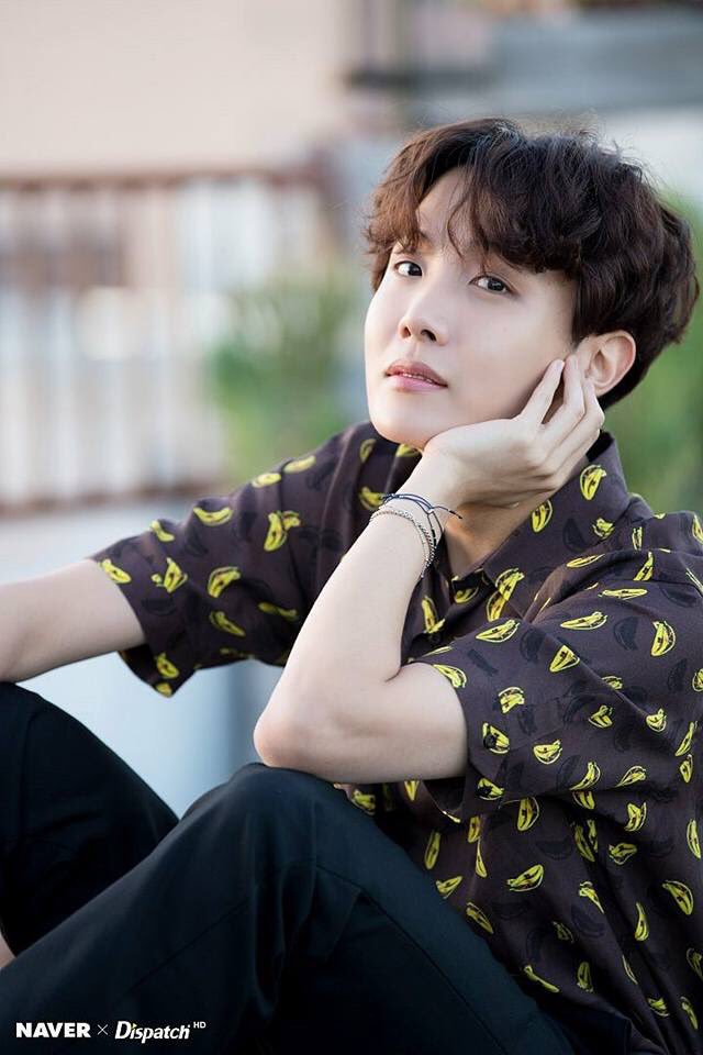 DianeDy_Presh's tweet photo. @BTS_twt Happy Birthday to our ray of sunshine and hope, Jhope oppa!!! I love you! We love you! I purple you!! We purple you!! 💜❤️💜❤️🥳☀️☀️☀️😘 #HappyJHOPEday https://t.co/dWb3fMcjzz