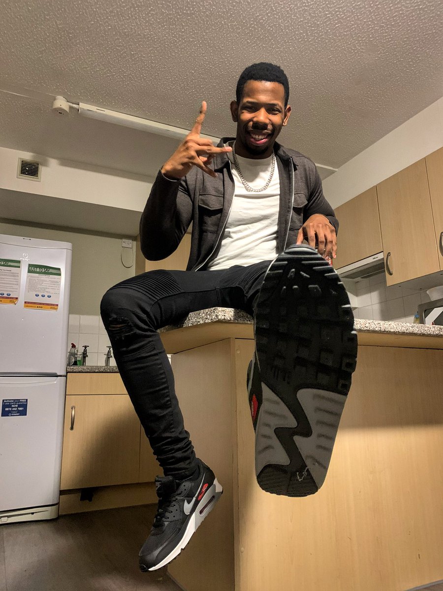 Vibes on the rocks 🥃🧊