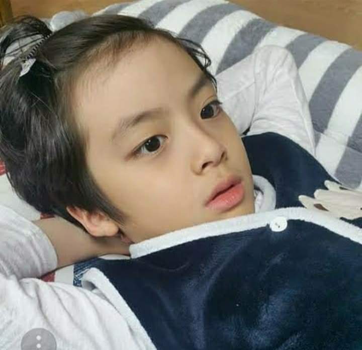 IStan_ENHYPEN's tweet photo. Wait... omg omg MINI JAKE???!!!! https://t.co/PO7W80cTW0