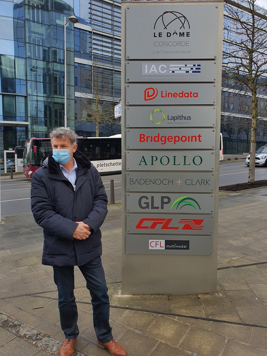 Fabien_Roussel's tweet photo. Ici dans le bureau du groupe Apollo #Luxembourg, sont logées plus de 90 entreprises "boites aux lettres", parmis lesquelles celle qui a participé à l'opération boursière #Verallia France pour 1 mds de plus values dont 559 M d'€ virés aux Îles caimans. https://t.co/kI46KWGsmr