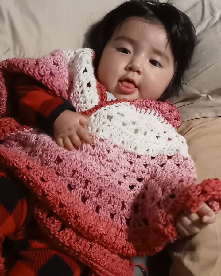 Made_Wicked's tweet photo. Baby poncho 
#crochet 
#knitting 
#knit
 #handmade
#yarn
 #yarns
 #gifts 
#crochetaddict
#crocheters
#crochetinpublic
#dudeswhocrochet
#guysknitting
#guyswhoknit
#handmadehour
#handmadecraftnetwork
#instacrochet
#instaknit
#knitaddict
#knitinpublic
#knitstagram https://t.co/74630p9bZ9