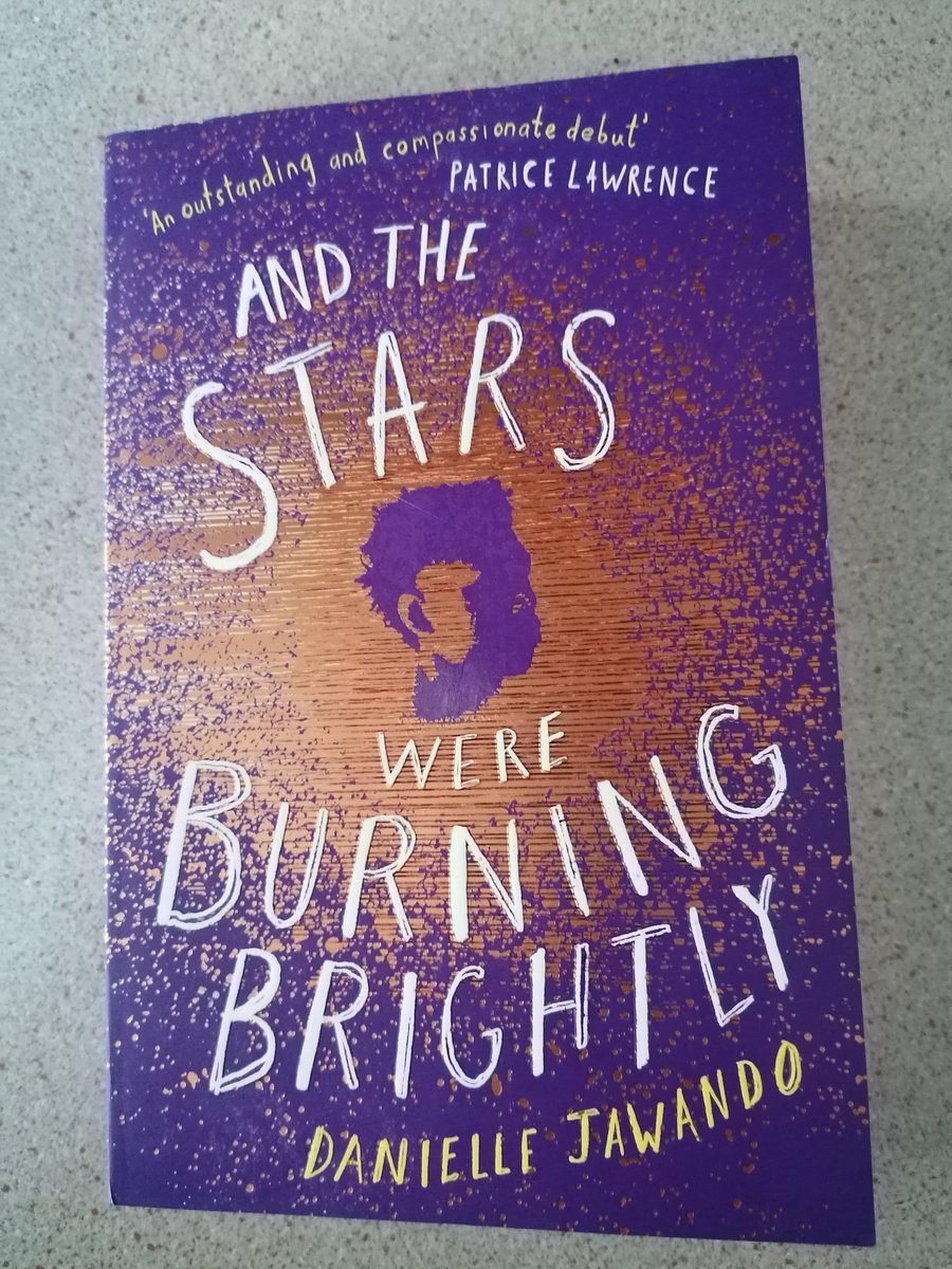 This novel has broken my heart and mended it in equal measure - extraordinarily real in its portrayal of anger, pain and bitterness, the need to find out why. #burnbright #DanielleJawando @simonschusterUK @simonkids_UK @ChloeSeager Cover @annabookdesign