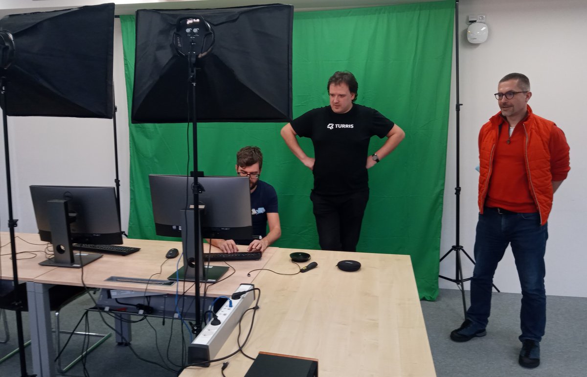 We are busy mastering the arts of all things. Book your time on Wednesday 24th at 5 p.m. and stay tuned. We will tell you more tomorrow. 

#turris #TurrisAcademy
