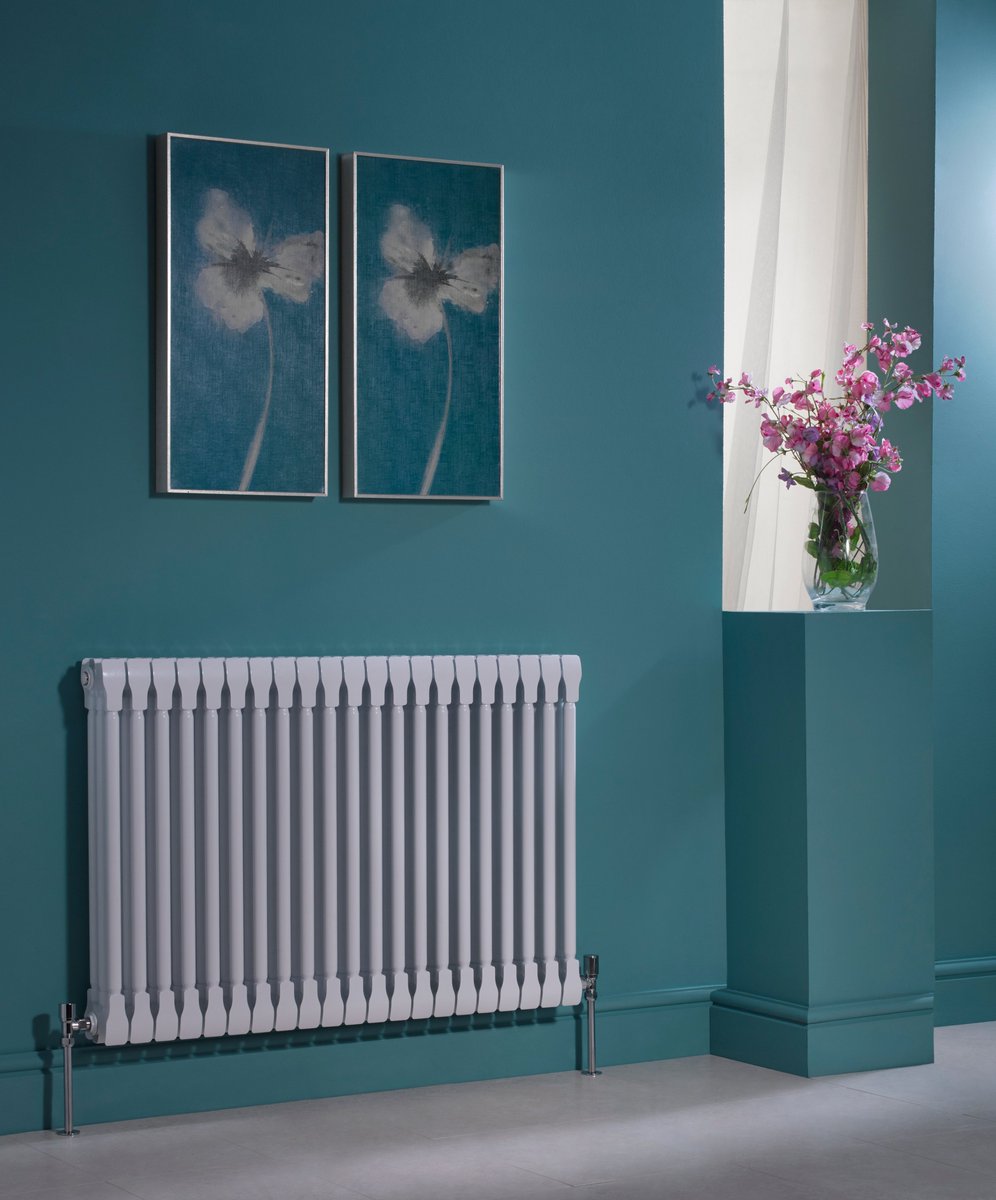 Оребренные трубчатые радиаторы. Стальные трубные радиаторы отопления ромер. Панельный радиатор роял термо. Радиатор zehnder charleston white. Рифар дизайнерские радиаторы отопления.