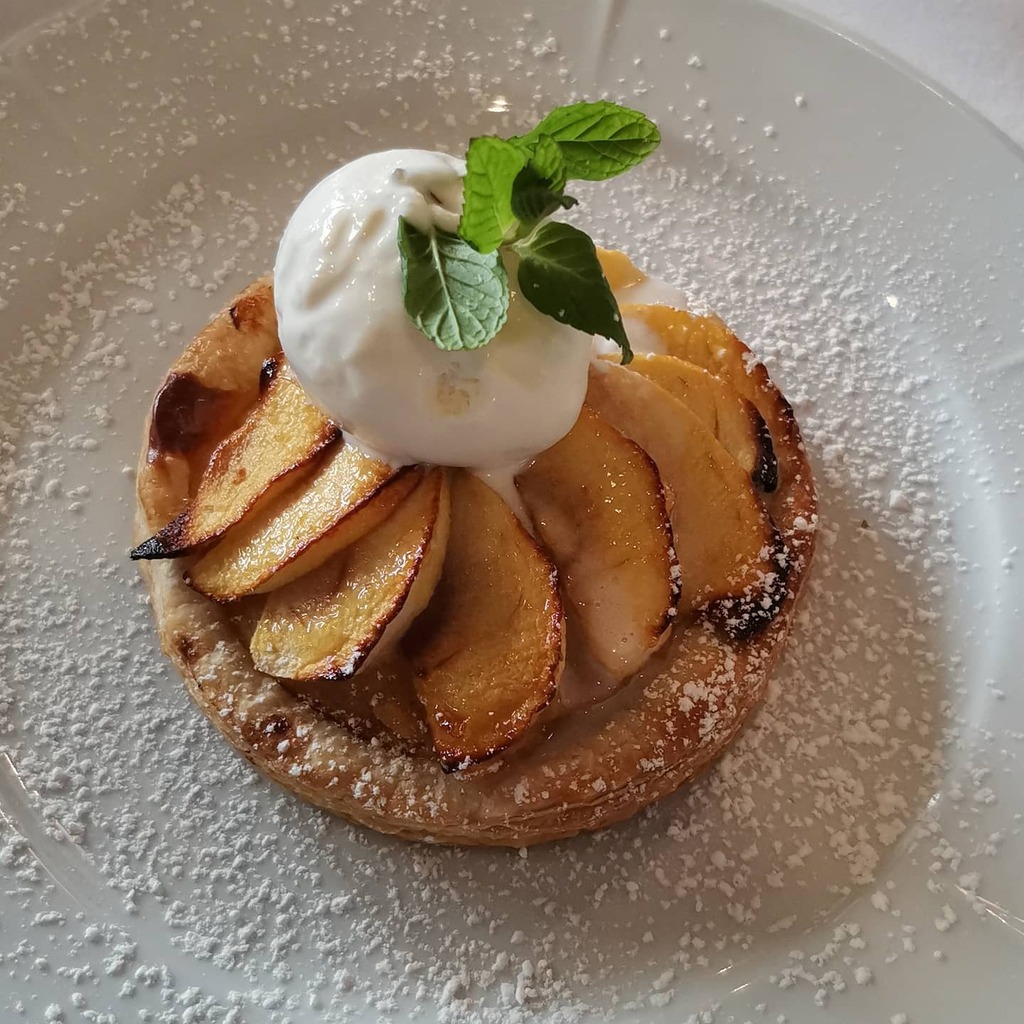 Given that we have given up so much this year I'm not giving up anything this lent... I'm going to enjoy this in the name of education #schmtraining #theshowmustgoon #practicaltraining #tpic instagr.am/p/CLb5J9WLOJB/