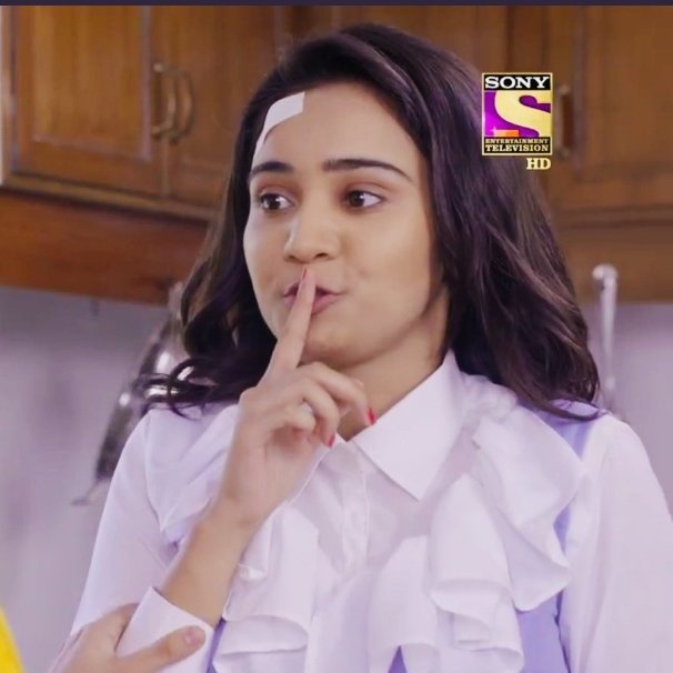 Pic 1 : Randeep tagged Ashi in the story of AshDeep edit. Pic 2 : Fandom using AshDeep's lines on them only - baap re! Kaise kar lete ho yaar  #AshDeep |  #YehUnDinonKiBaatHai