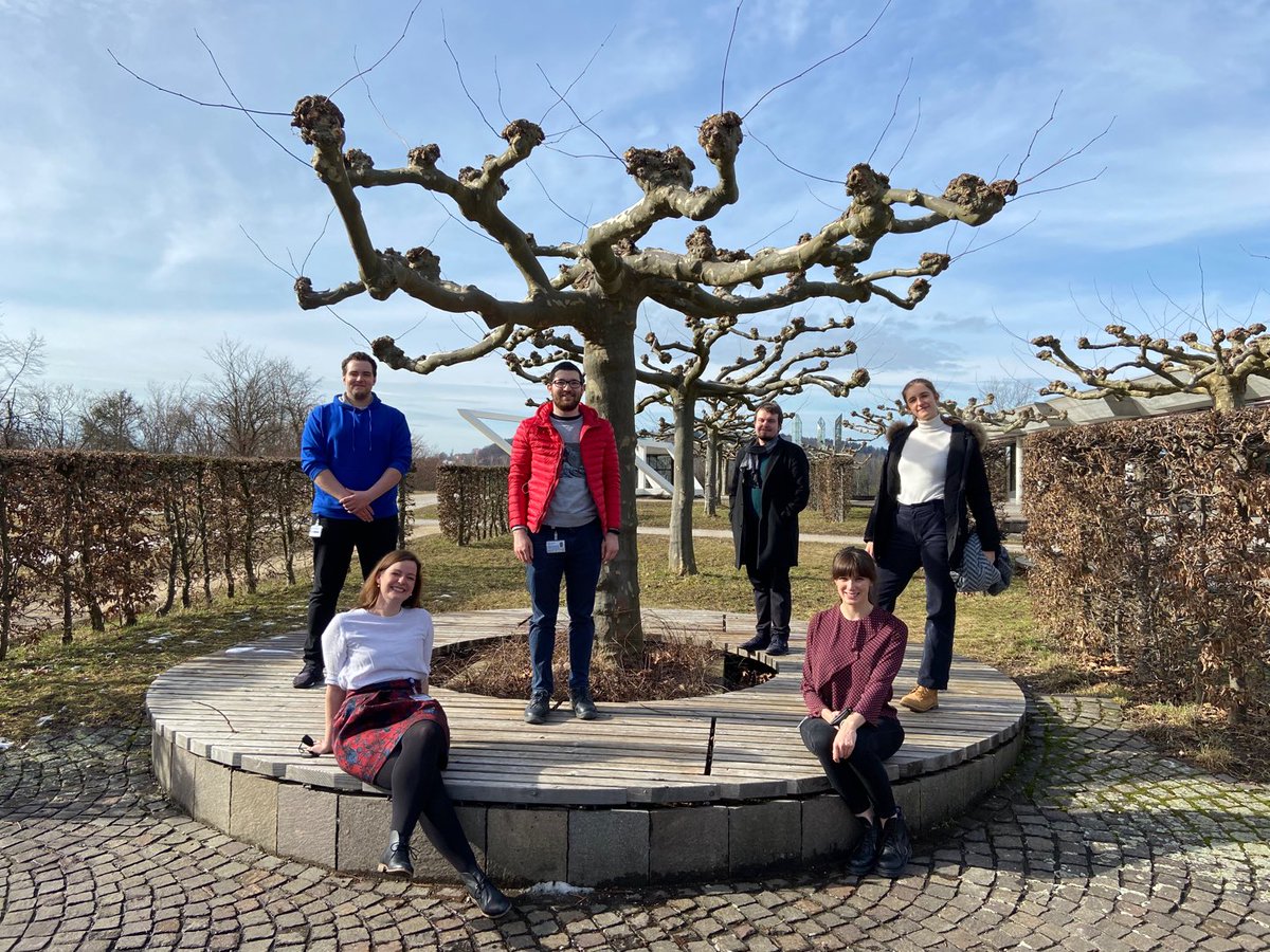 Nina Hartrampf tweet media