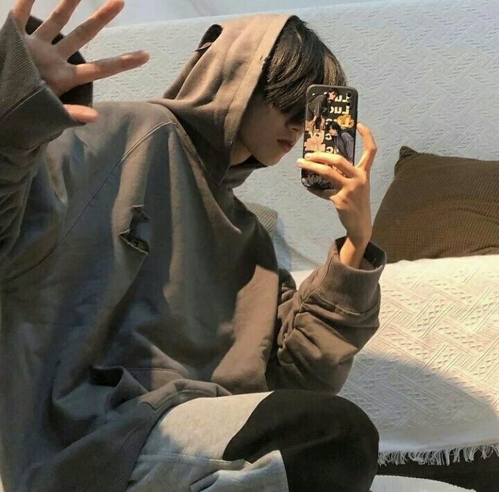 Luca | หาย=นอน tweet media