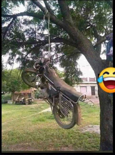 Eug9ICVVgAI3mHq?format=png&name=small