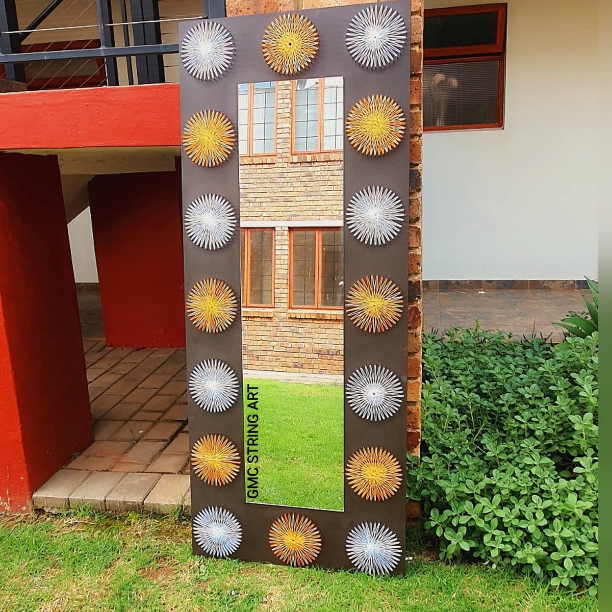 gmc_stringart1's tweet photo. Order of the day💛🧡❤🤍 done ✔
170cmx70cm
Dining room mirror to compliment colors in the house👌
📲067 8211 496
#handmadeart #color #walldecorart #homedecor #artoftheday #art #artstyle #artcollector #decorative #designs #cottonstring #getcreative #handcrafted #BuyBlackSA https://t.co/cpkCddsoRT