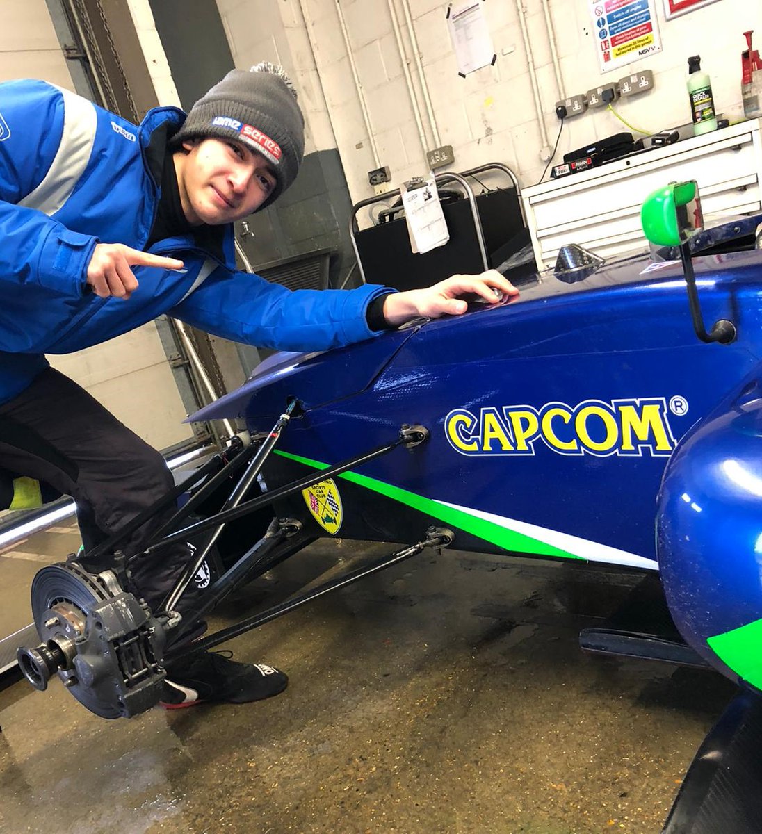 dougie_bolger_'s tweet photo. 2021年のリバリーをちょっと覗いてみますか？👀 Capcom様、カーレースのデビューそして今シーズンの応援、ご協力頂き有難うございます! 🤝 まもなく詳しい情報をお知らせします! #CapcomJP 

📸 @KokoroMedia  / #BritishF4 / #DougieRacing 🇯🇵 https://t.co/T60iKnWCVS