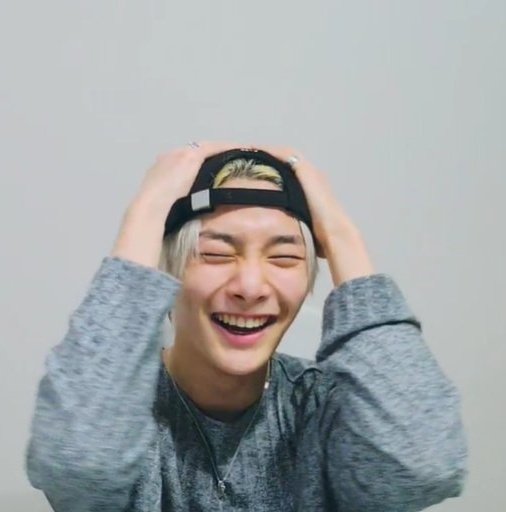 skz smiling (@smiley_skz) on Twitter photo 