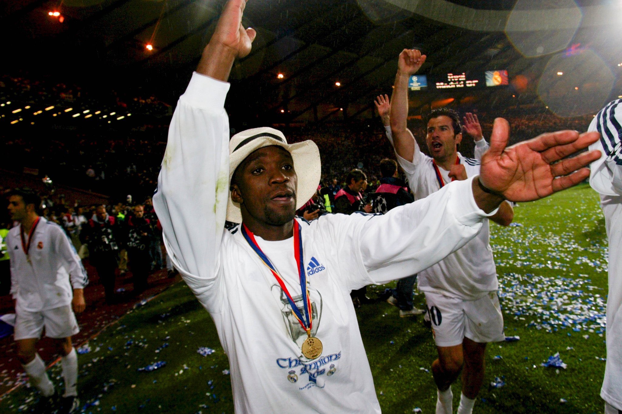 Happy birthday to the greatest DM in the history of the Premier League. Claude Makelele 