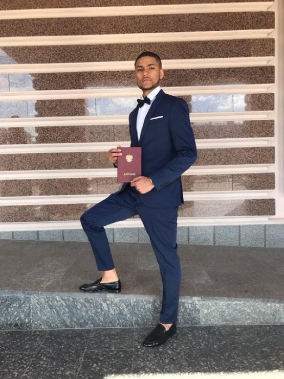 NigeriaStories's tweet photo. Nigerian student, Mohammed Mustafa Cengiz has graduated as the best student from a Russian medical school, with a perfect CGPA of 5.0. https://t.co/A6ilhjB9bx