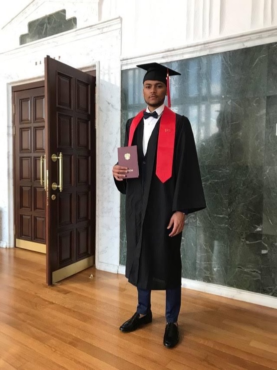 NigeriaStories's tweet photo. Nigerian student, Mohammed Mustafa Cengiz has graduated as the best student from a Russian medical school, with a perfect CGPA of 5.0. https://t.co/A6ilhjB9bx