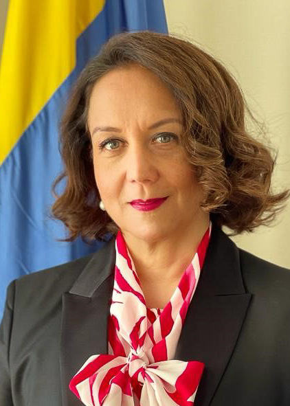 TPKanslia's tweet photo. President of the Republic Sauli @Niinisto received credentials from new ambassadors on Thursday, 18 February 2021. Credentials were presented by the new Ambassador of #Romania, Maria Ligor and the new Ambassador of #Colombia, Adriana Mendoza Agudelo. https://t.co/3FTGITQl00