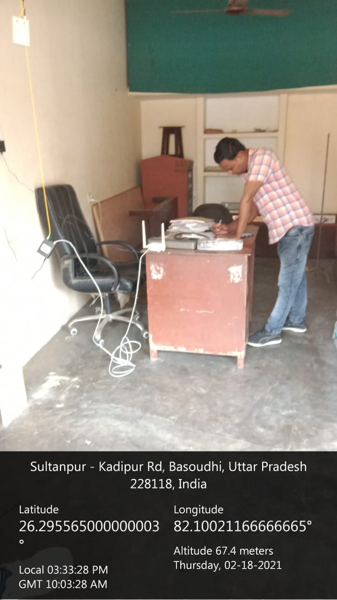 sarvesh886's tweet image. गली, मोहल्ला और सभी संस्थाओ को हम जोड़ेंगे।
छूटने नहीं देंगे किसी को भी हर स्तर से रफैल की तरह हम रफ्तार पकड़ेगे #bhartnet #cscsegramswaraj @dintya15 @abhi481 @_DigitalIndia @wifichoupal @CSCegov_ @CSCUttarPradesh @atulitrai @avanish78