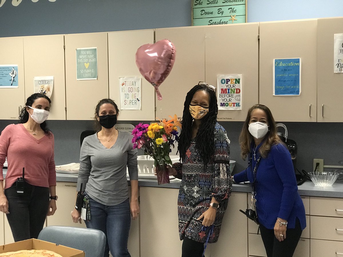 hdevaughn's tweet image. Honoring Nichole Harriott. The Best School Counselor ! Your caring heart and utmost professionalism truly blesses our school! ⁦@ManateeBayElem⁩ ⁦@ESCadre9⁩ ⁦@BCPSChiefOSPA⁩