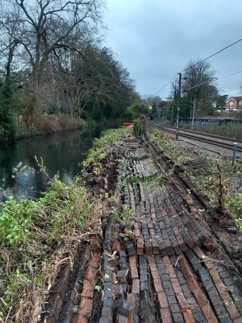 Canal & River Trust West Midlands tweet media