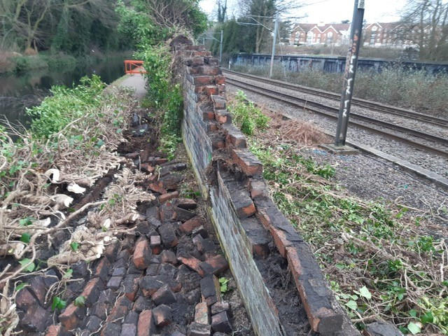 Canal & River Trust West Midlands tweet media