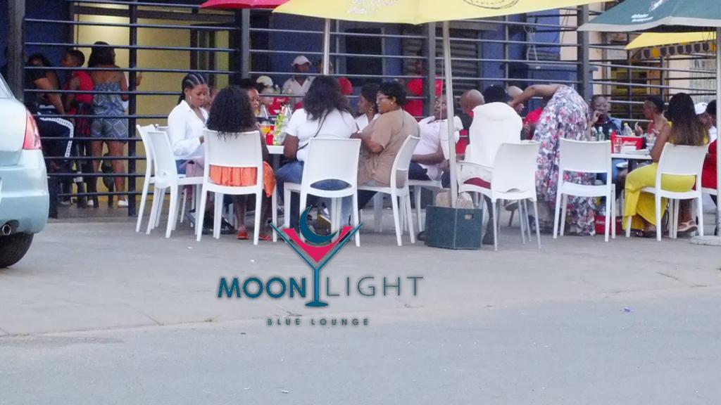 MBlueLounge's tweet photo. Valentines Soulful Sunday things... https://t.co/E2bt69XxdK