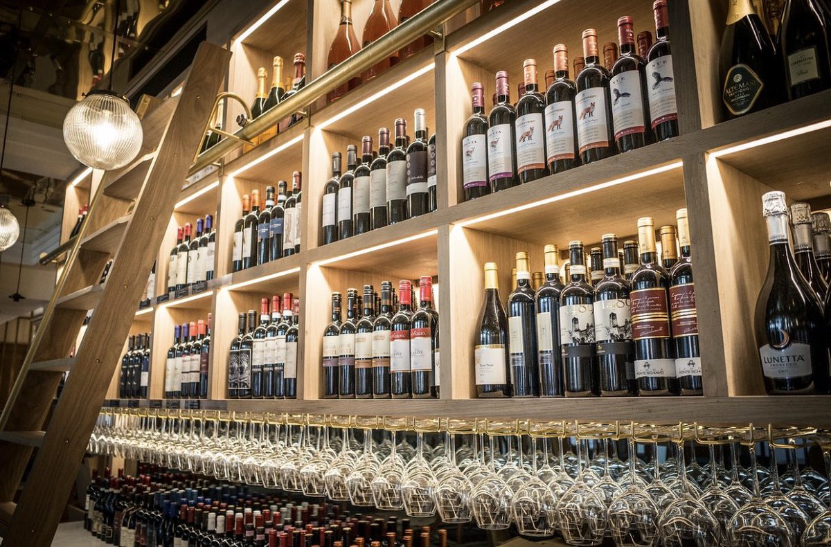 It's Drink Wine Day!
The purpose of National Drink Wine Day is to spread the love and health benefits of wine
Go on, pour yourself a glass today!
You can have your wine delivered right to your door with PICCOLINO2GO.COM