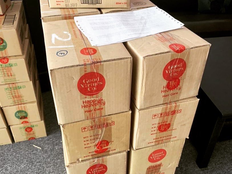 mudawilayah's tweet photo. Pada hari ini, Parti MUDA Wilayah telah menerima sumbangan daripada Good Virtue Co. and Nenda Spice Co di bawah inisiatif #HygieneAid dan akan disalurkan kepada pihak hospital sekitar Kuala Lumpur & Putrajaya. https://t.co/uaTClwQp0g