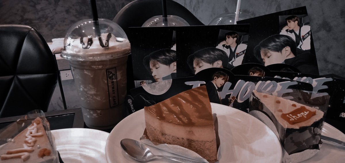 Happy birthday jhopeeeeeeeee.
มากันได้ครับของน่ารักๆเค้กอร่อยๆ🎂❤️  #HAPPY_JHOPE_28TH 
#BYWAYCAFE