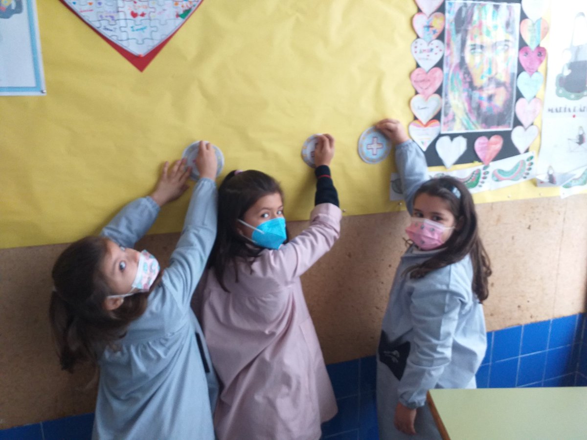 csaingrid's tweet photo. MIÉRCOLES DE CENIZA
los valores, las cosas buenas que tenemos, las que queremos tener, las que admiramos, ... https://t.co/I413o7Z8tE
